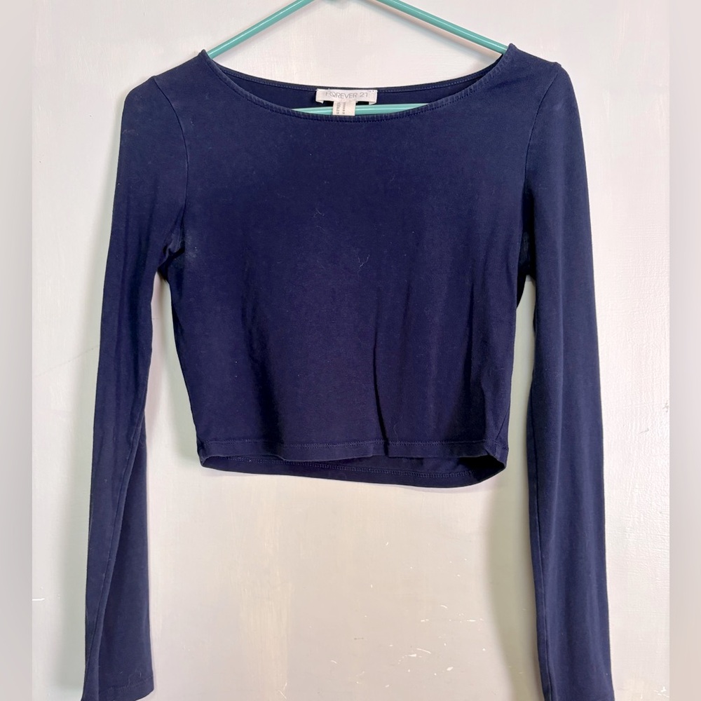 Long sleeve crop top